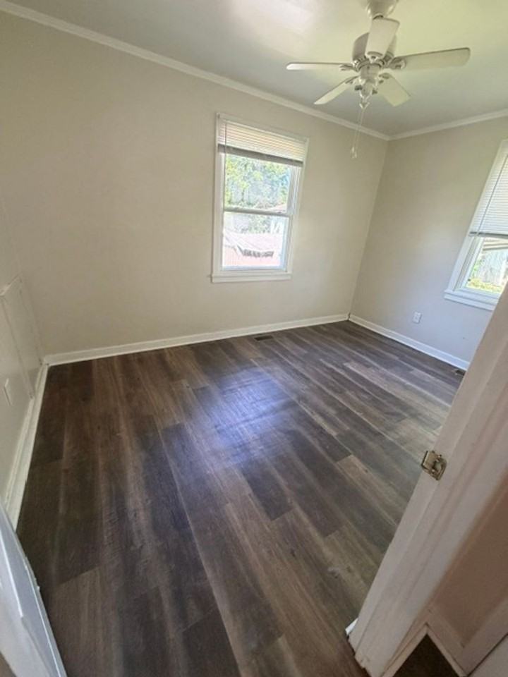100 Bryan Blvd - Photo 6 of 7