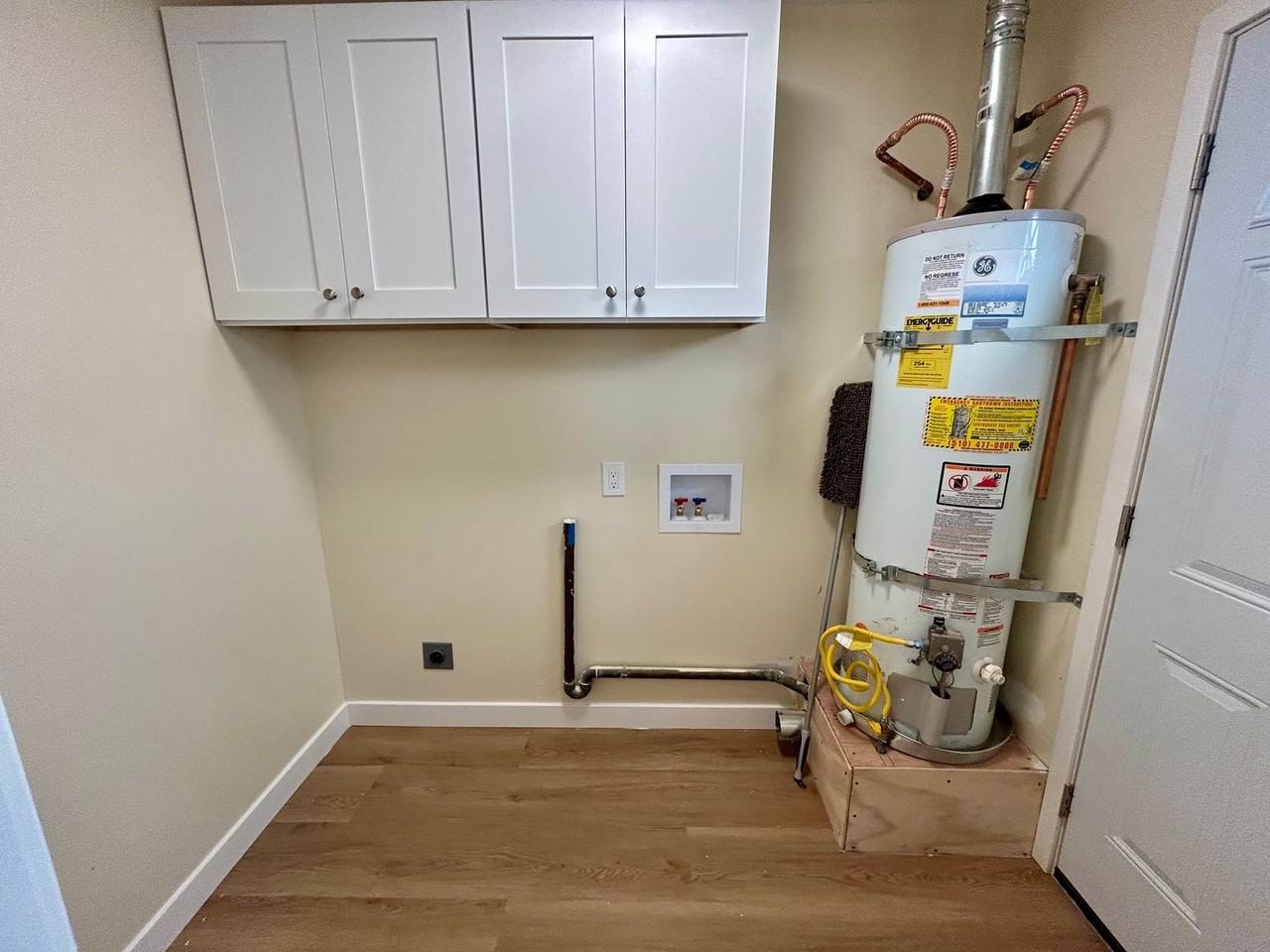 1254 Lillian Ave - Photo 5 of 14