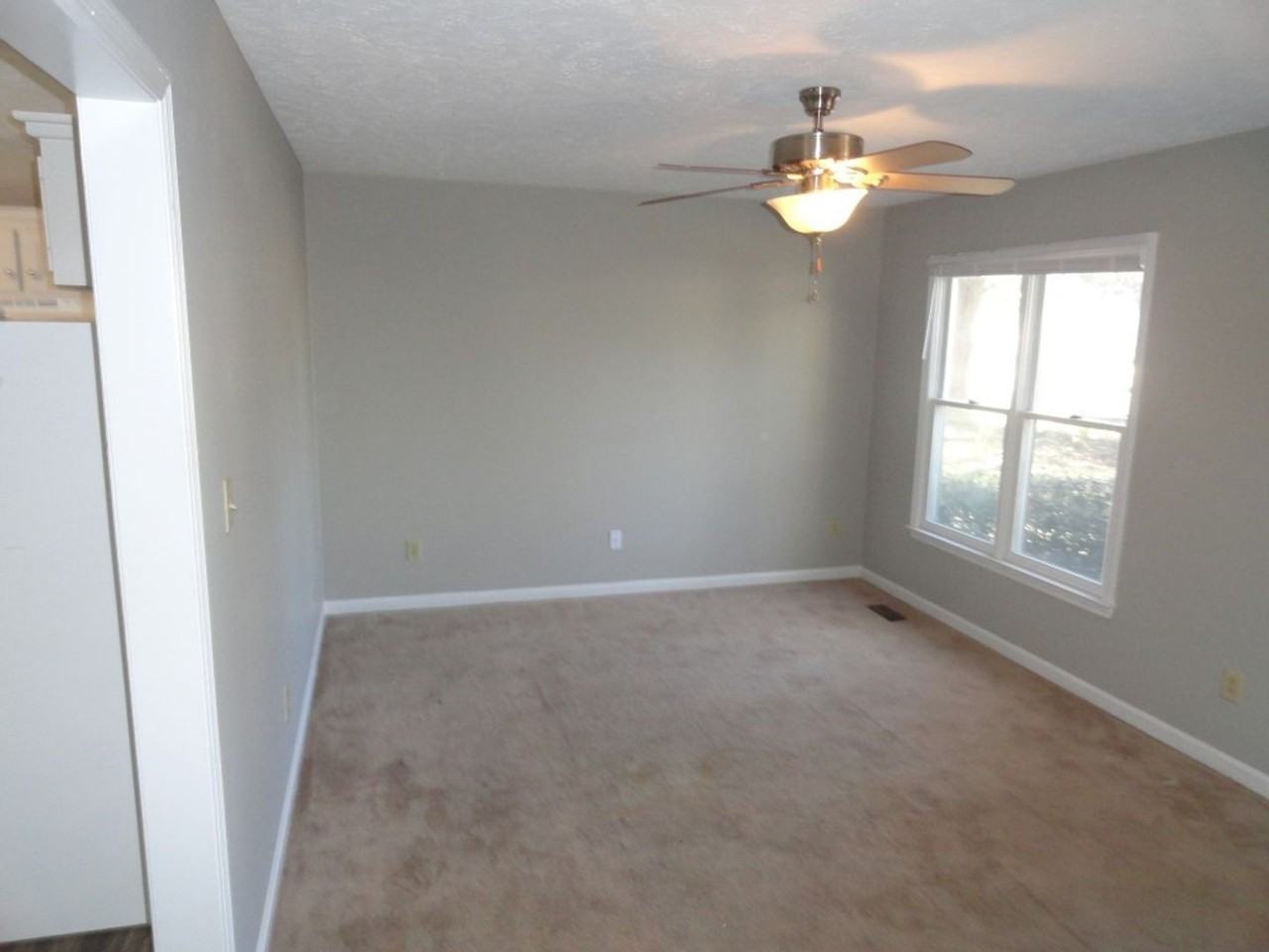 5513 Brown St - Photo 3 of 24