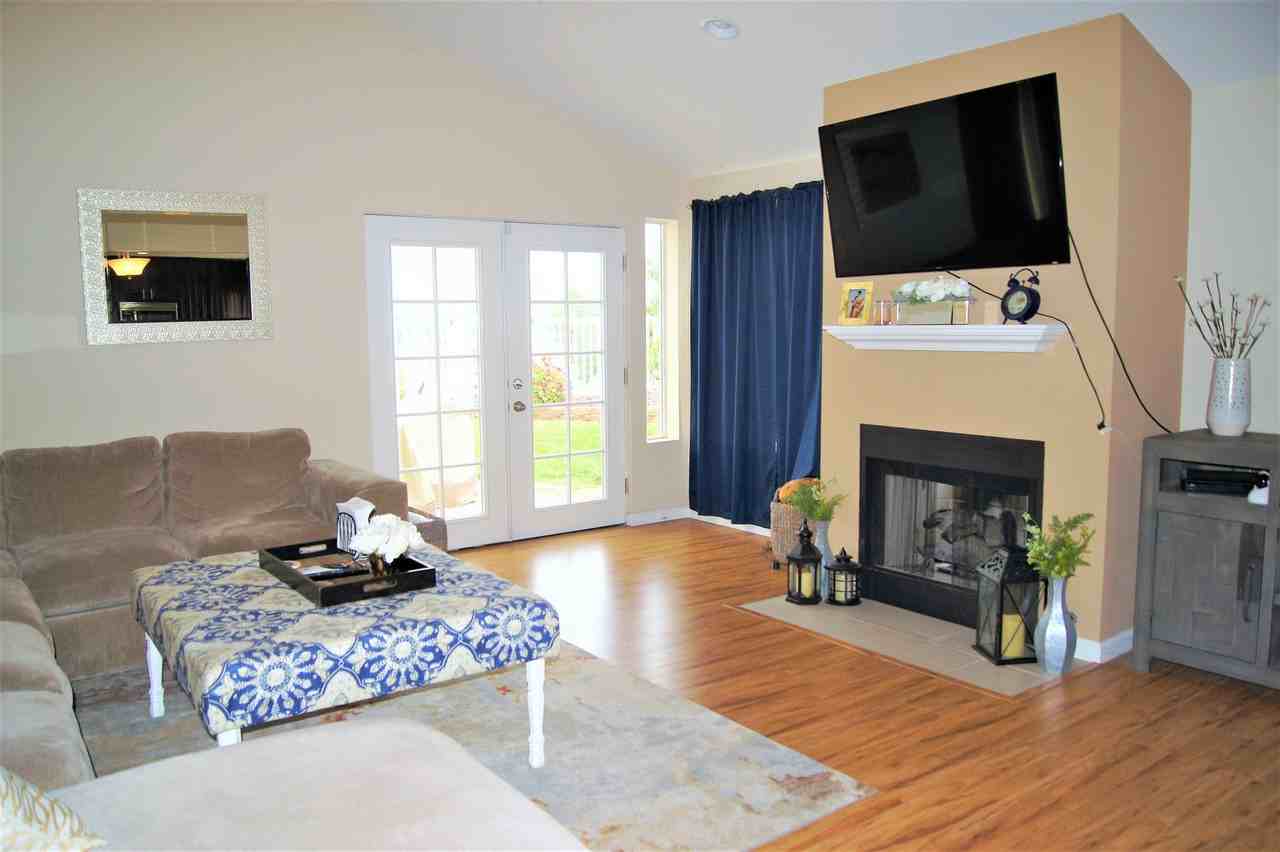 10756 Sayers Ct - Photo 5 of 21