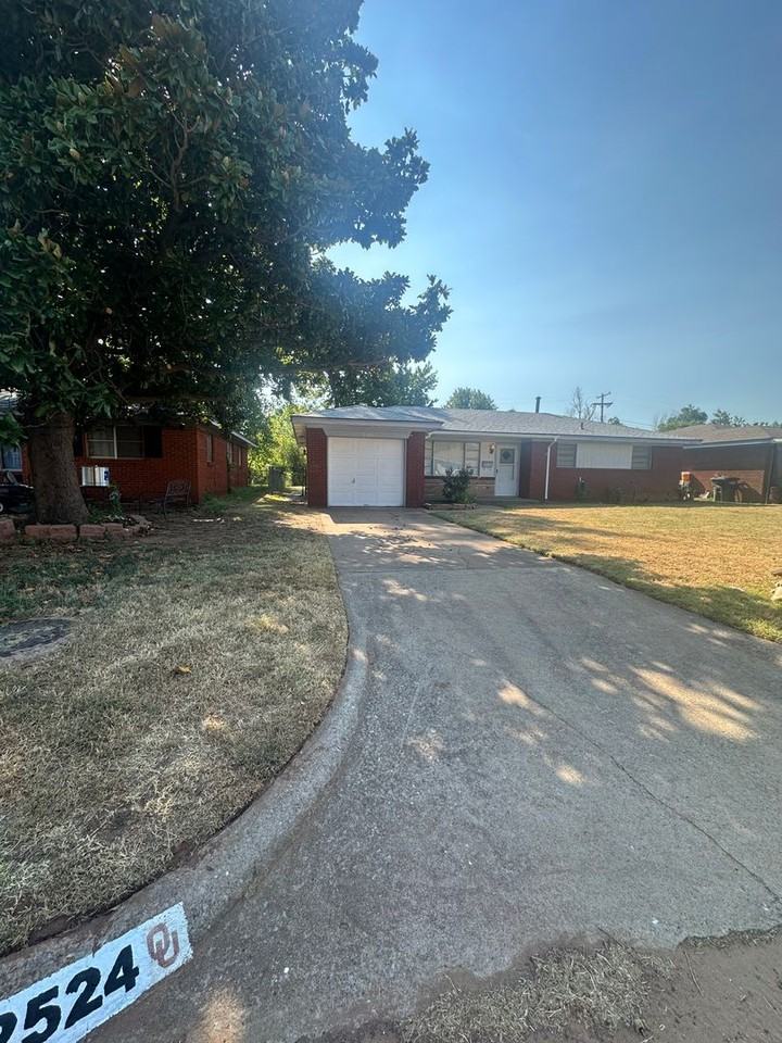 2524 Eagle Dr - Photo 3 of 50