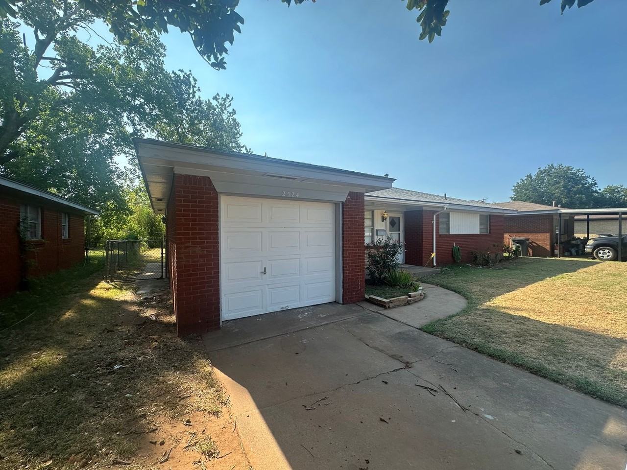 2524 Eagle Dr - Photo 4 of 50