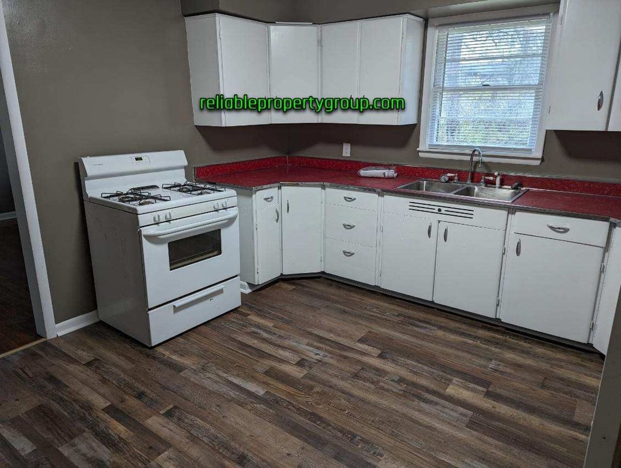 2817 S Gallatin St - Photo 5 of 11