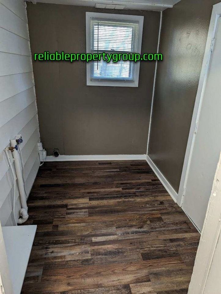 2817 S Gallatin St - Photo 6 of 11