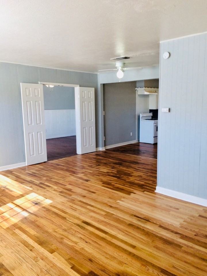 3508 26th St - Photo 2 of 15