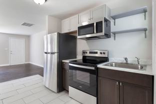 1889 North Ave Nw - Photo 1 of 1