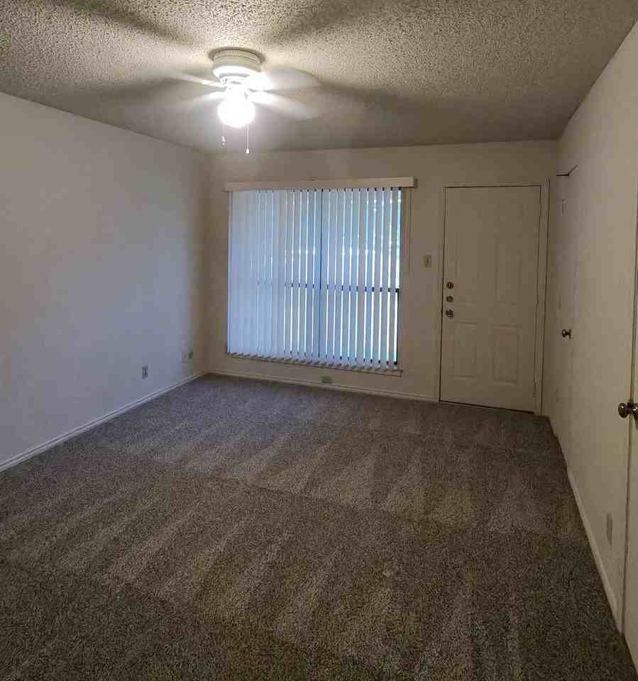 107 Vista Way - Photo 4 of 4