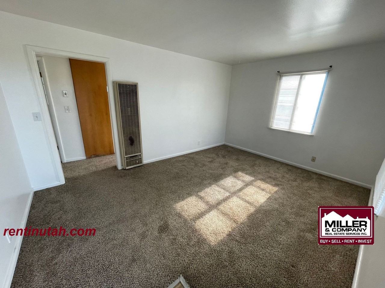 34 W Russett Ave #A - Photo 2 of 12