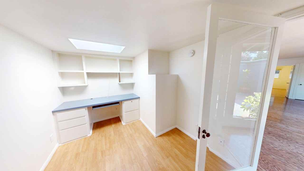 1811 Visalia Row - Photo 4 of 18