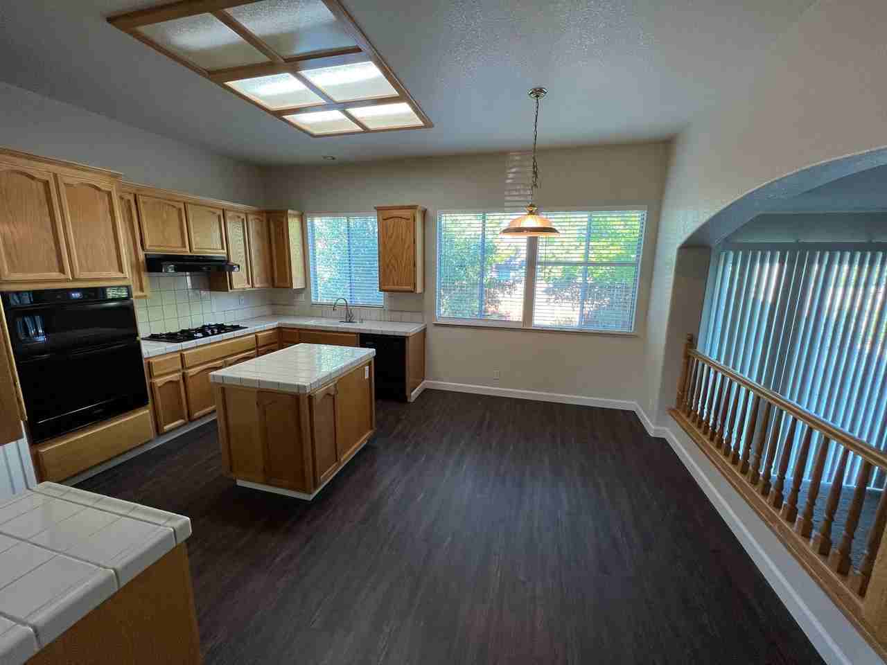1017 Halidon Way - Photo 4 of 22