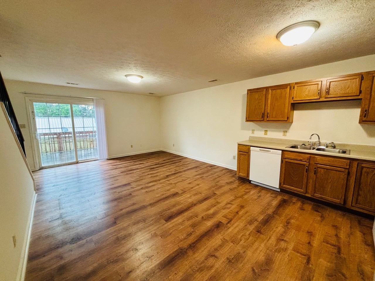 105 Majestic Dr - Photo 5 of 18
