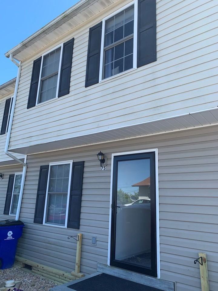 75 Majestic Dr - Photo 2 of 22