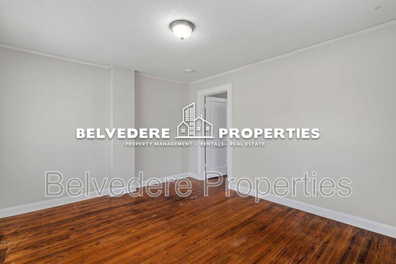 114 Charles Ave #B - Photo 5 of 19