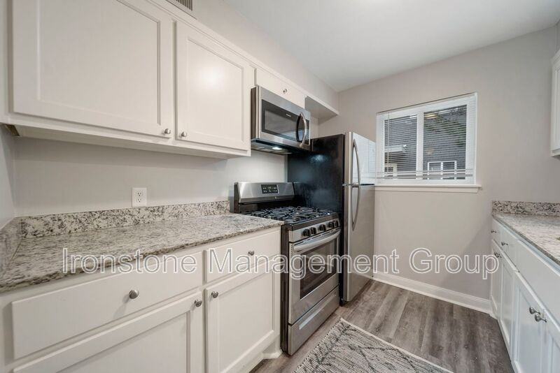 3636 S Indianapolis Ave #2 - Photo 4 of 31