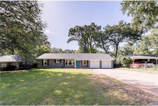 928 Poleman Rd - Photo 1 of 1