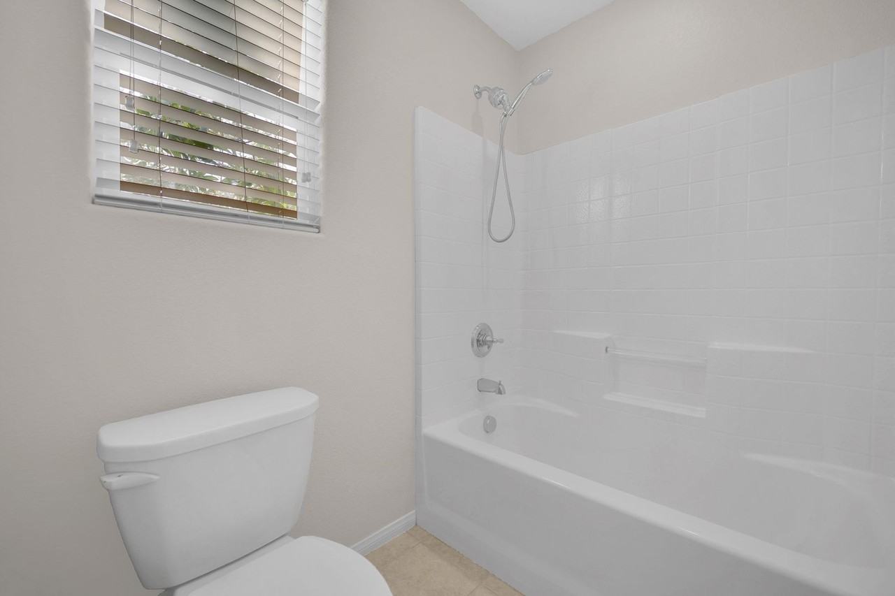 1548 Otero Valley Ct - Photo 4 of 39