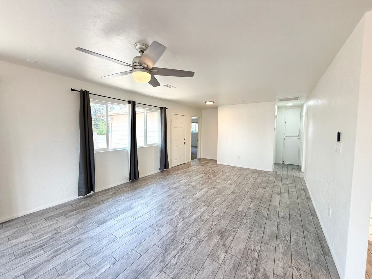 4558 N Miner Rd - Photo 5 of 19
