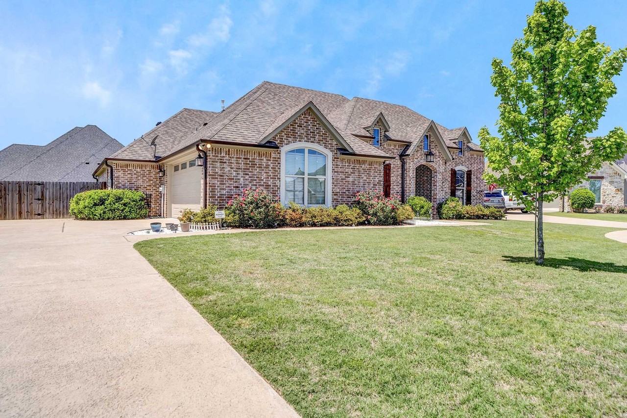 7325 Simms Creek Ct - Photo 3 of 26