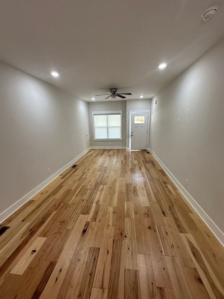 8492 Old Cleveland Pike - Photo 3 of 30