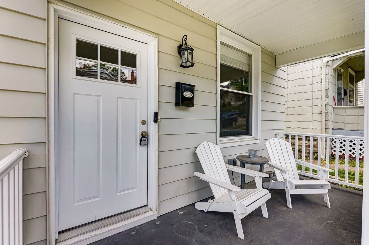5107 Marion Ave - Photo 2 of 39