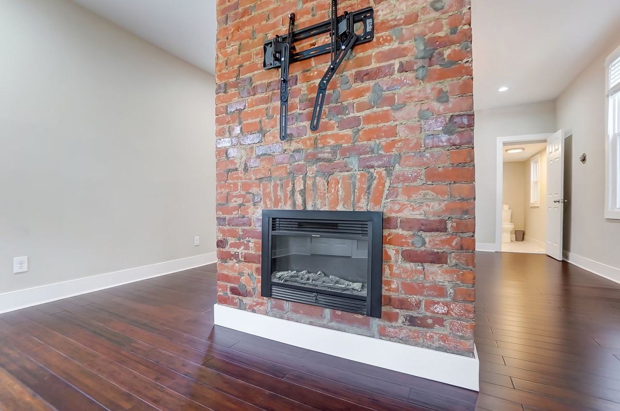 5107 Marion Ave - Photo 5 of 39