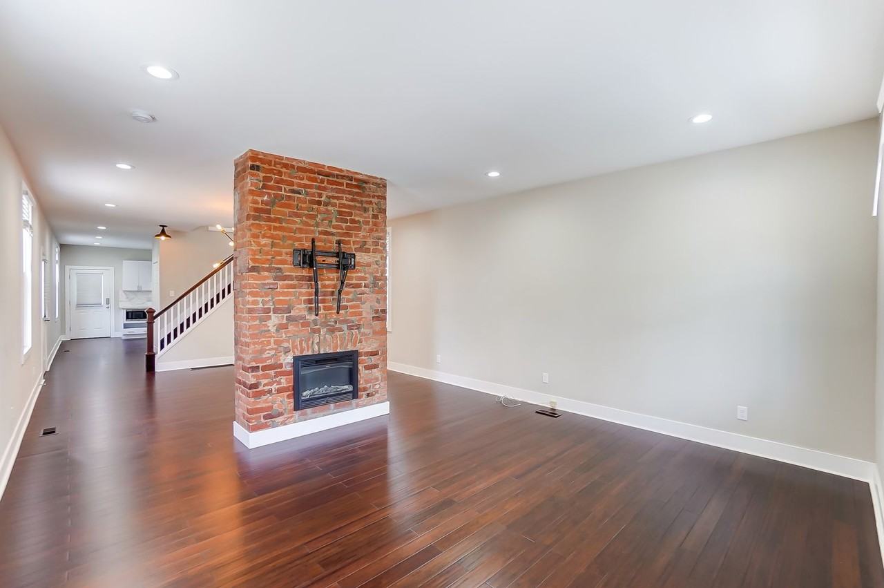 5107 Marion Ave - Photo 6 of 39