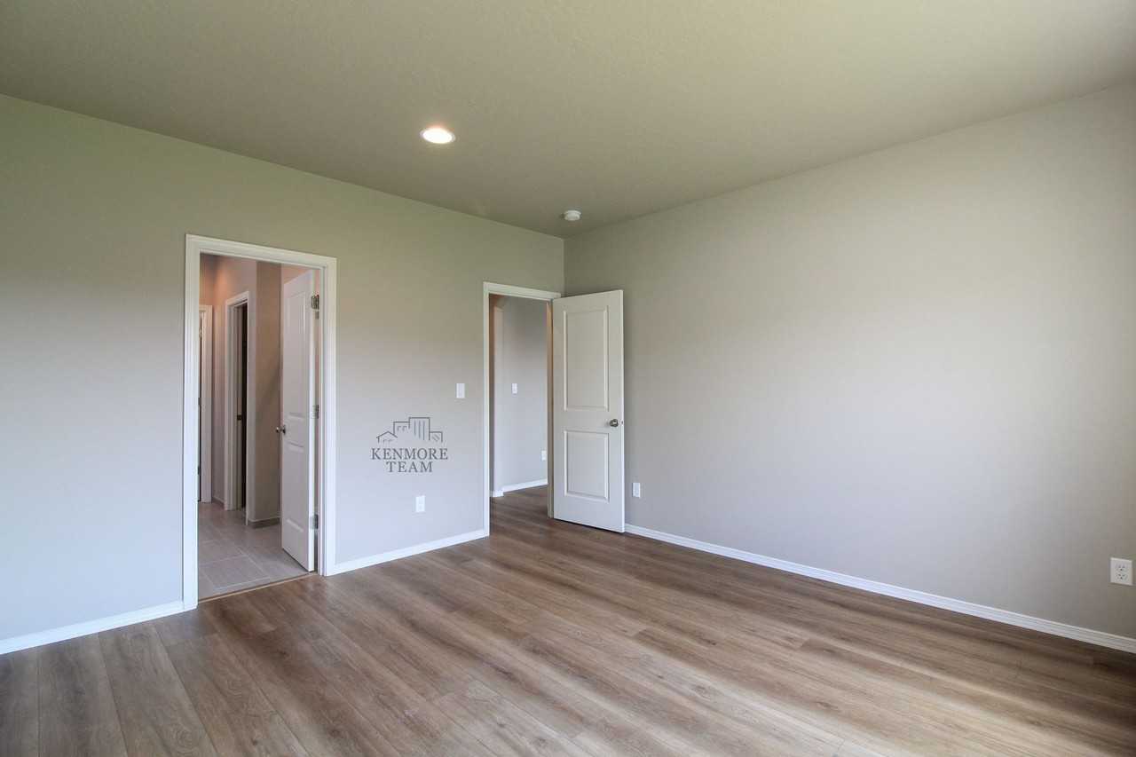 545 Marysville Way - Photo 6 of 11