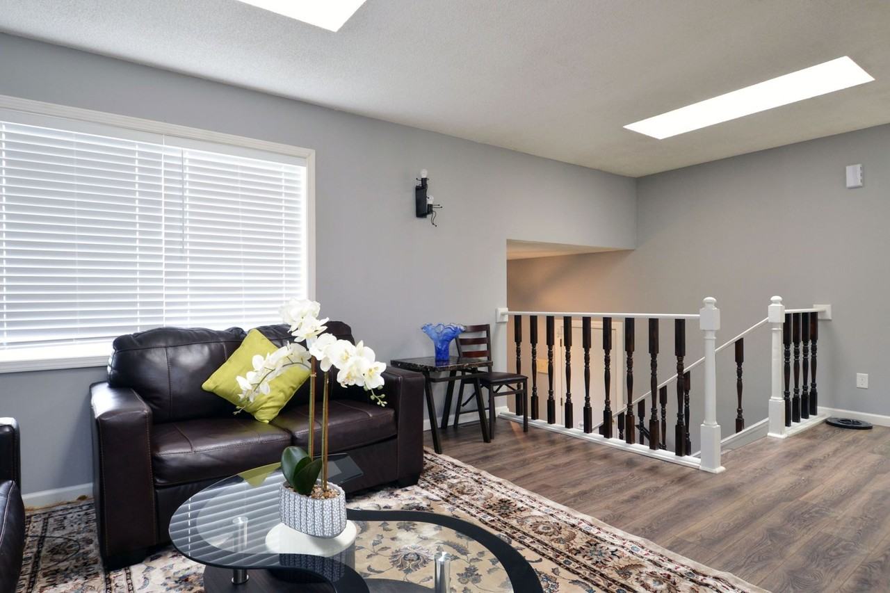 1728 84th Ct N - Photo 4 of 20