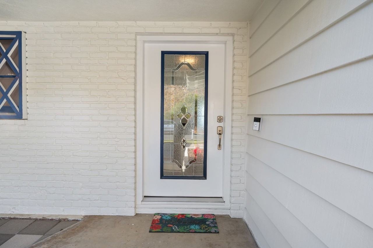 30739 Rue Valois - Photo 4 of 38