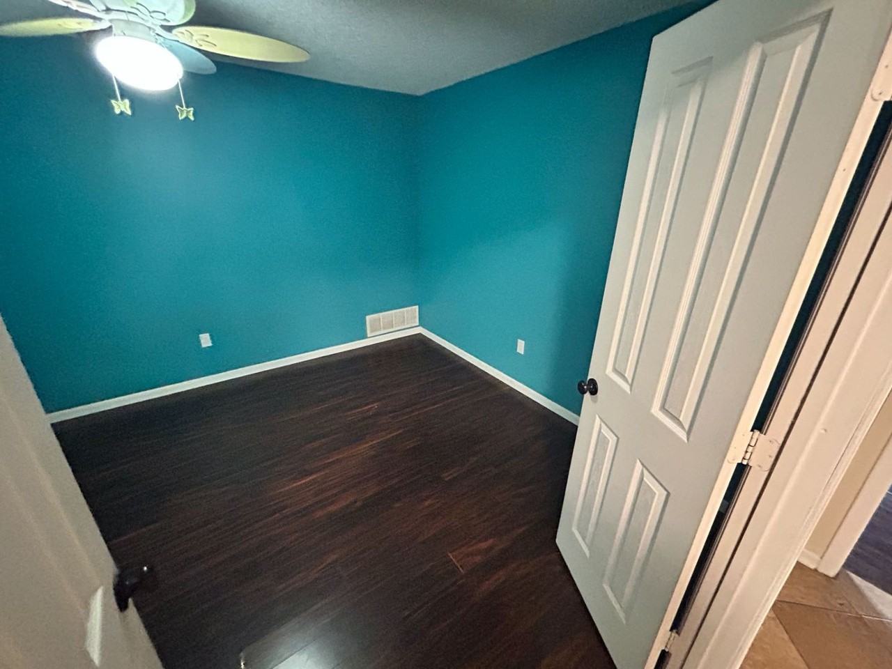 1605 Miranda Ave - Photo 5 of 7