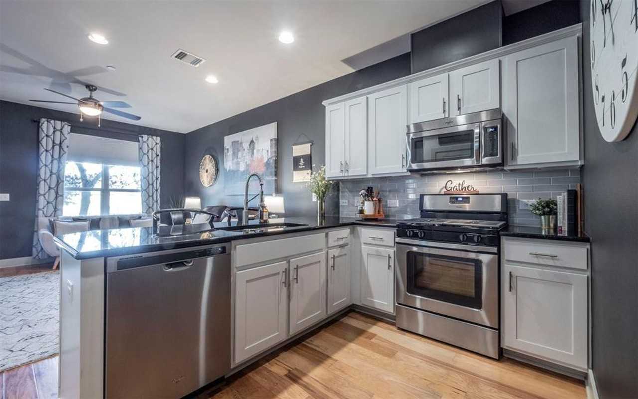 2101 Town Centre Dr #1907 - Photo 2 of 11