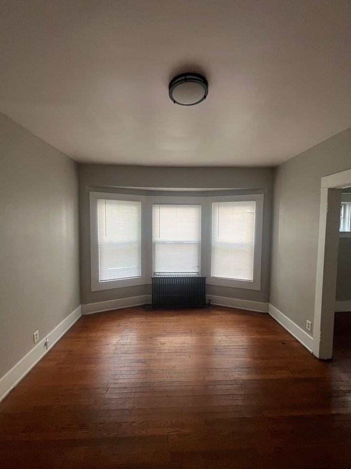 1 Ellicott St - Photo 3 of 28