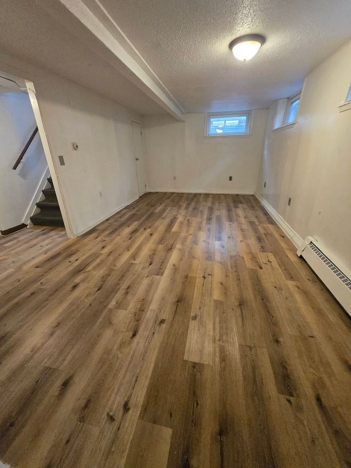 815 9th Ave Se #6 - Photo 5 of 10