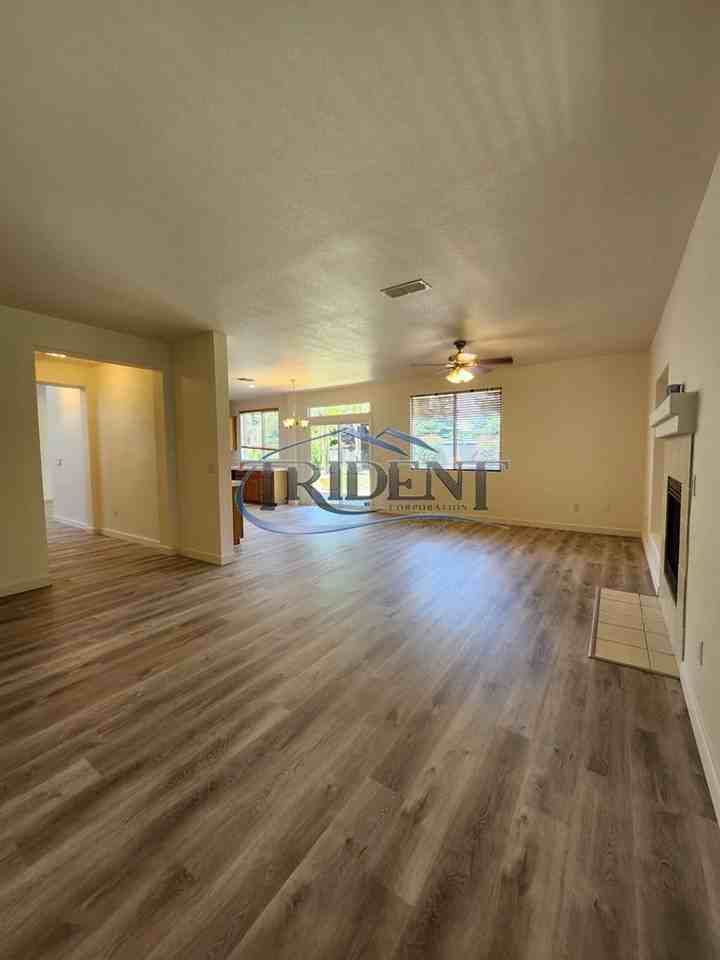 1218 Galston Dr - Photo 7 of 28