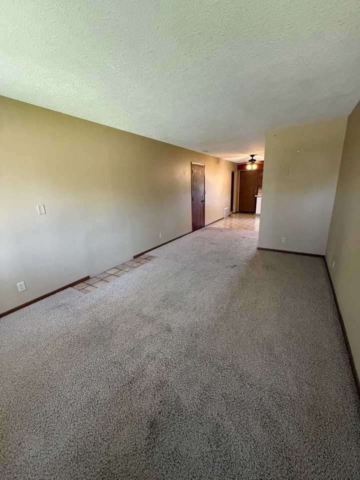 2903 10th Ave N - Photo 2 of 14