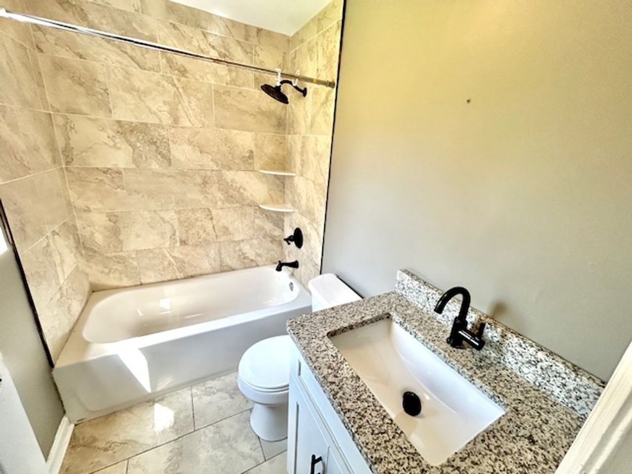 3514 Triana Blvd Sw - Photo 3 of 12