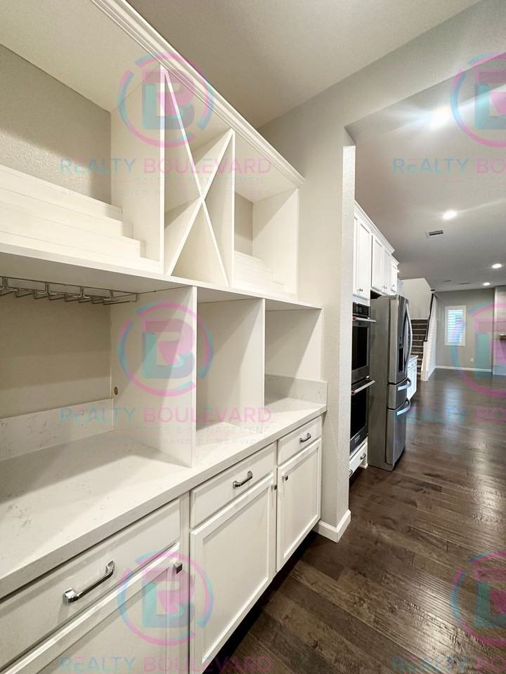 9276 Perceval Way - Photo 7 of 50