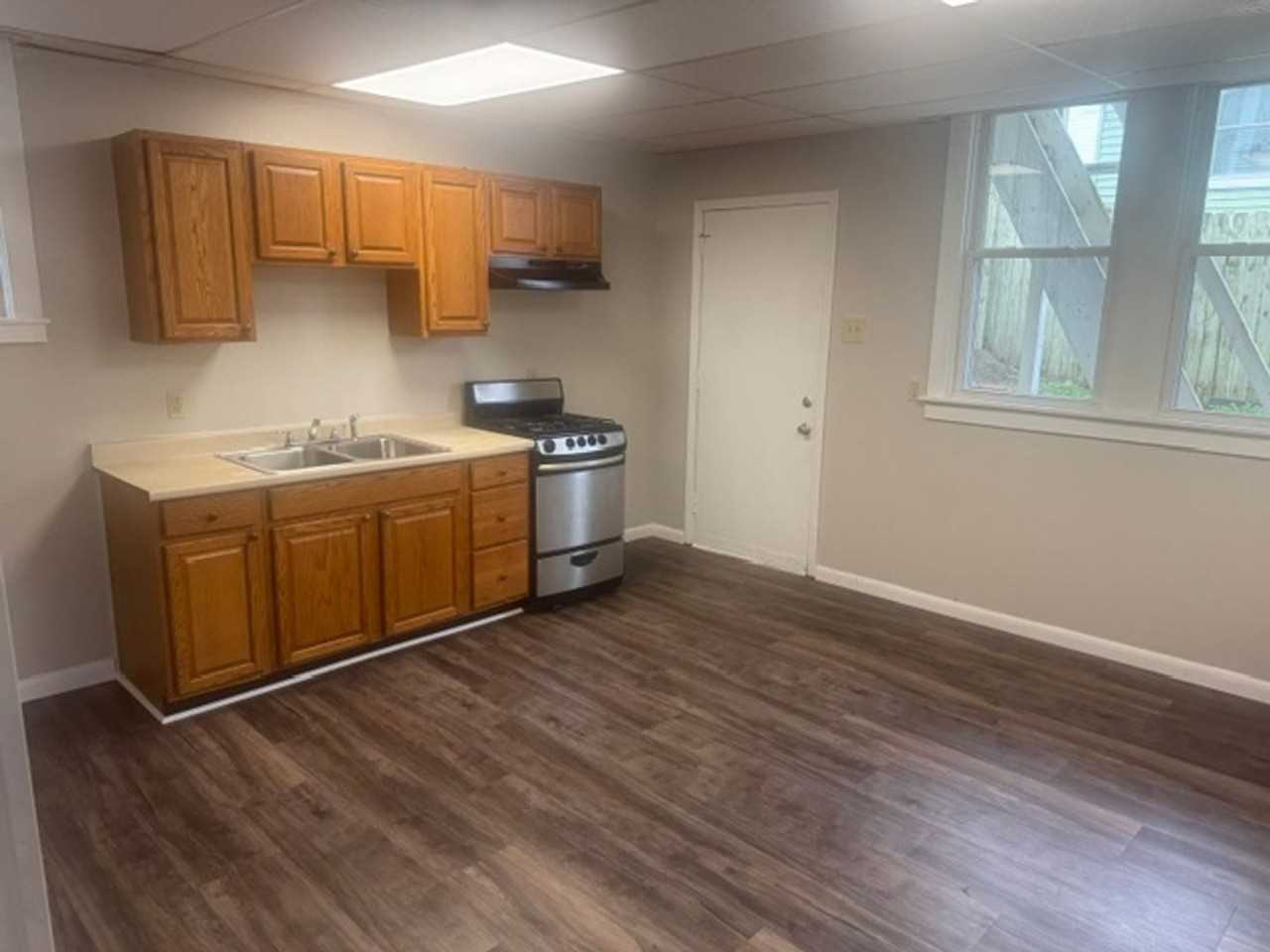 517 Walnut St - Photo 7 of 7
