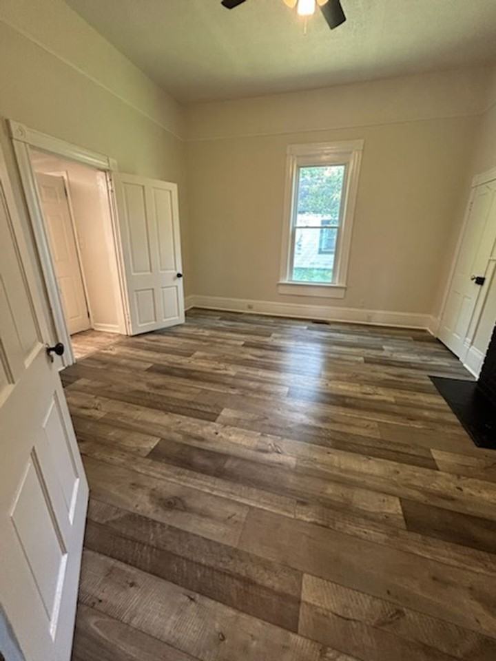 10 Burnett St Ne - Photo 3 of 9