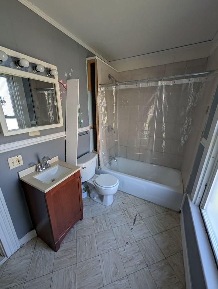59 Oak St - Photo 3 of 21