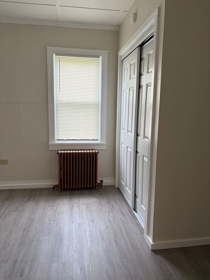 941 Port Carbon St - Photo 4 of 8