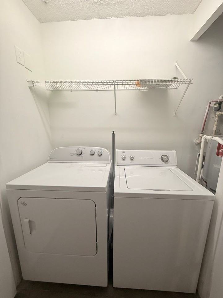 1511 Graduate Ln - Photo 7 of 13