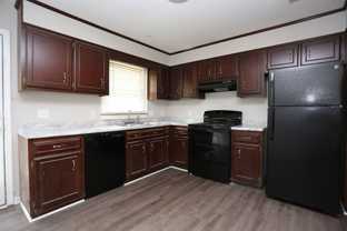 203A Courtney Way - Photo 1 of 1