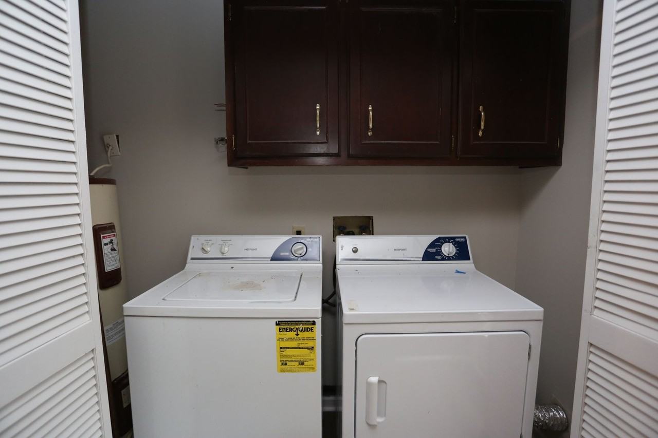 203A Courtney Way - Photo 6 of 15