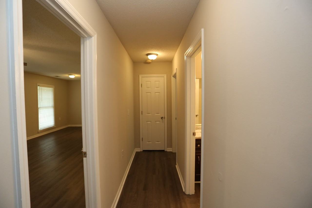 203A Courtney Way - Photo 7 of 15