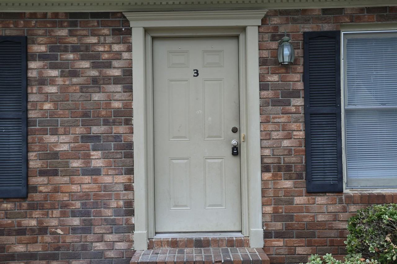100 Lanier Dr #3 - Photo 2 of 8