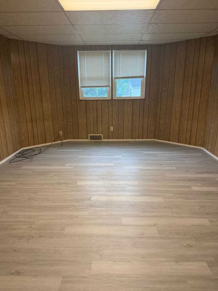 451 Center St - Photo 3 of 5