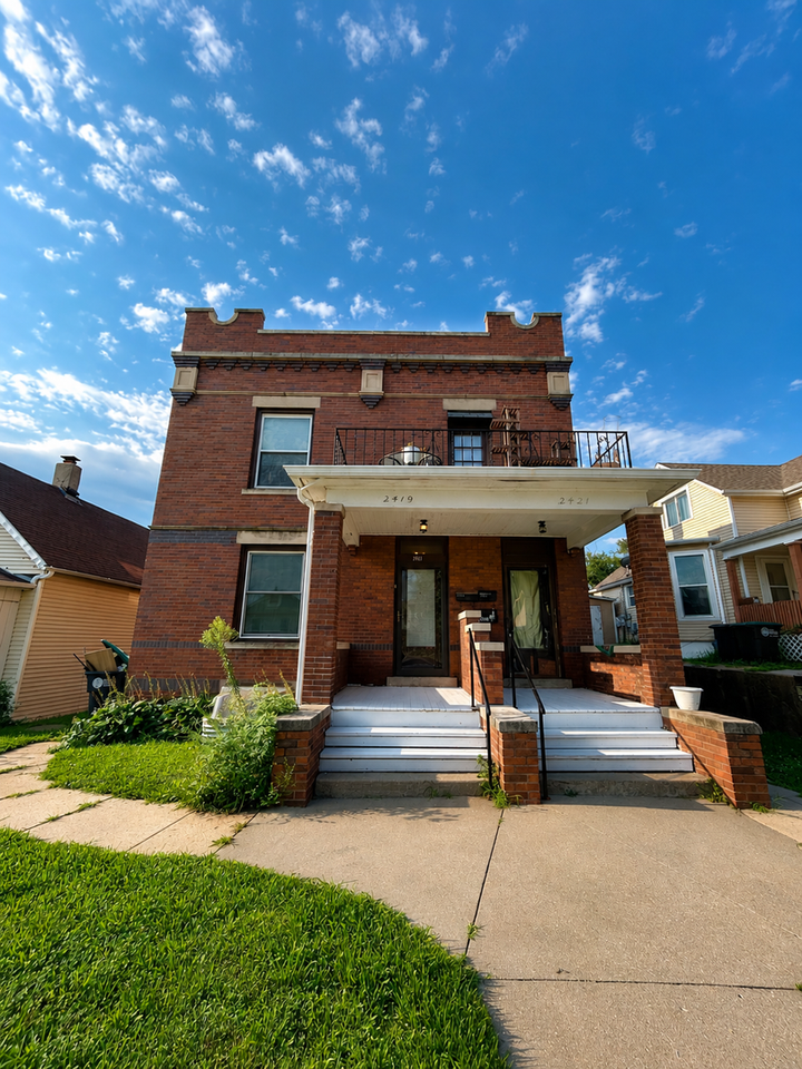 2419 Poppleton Ave