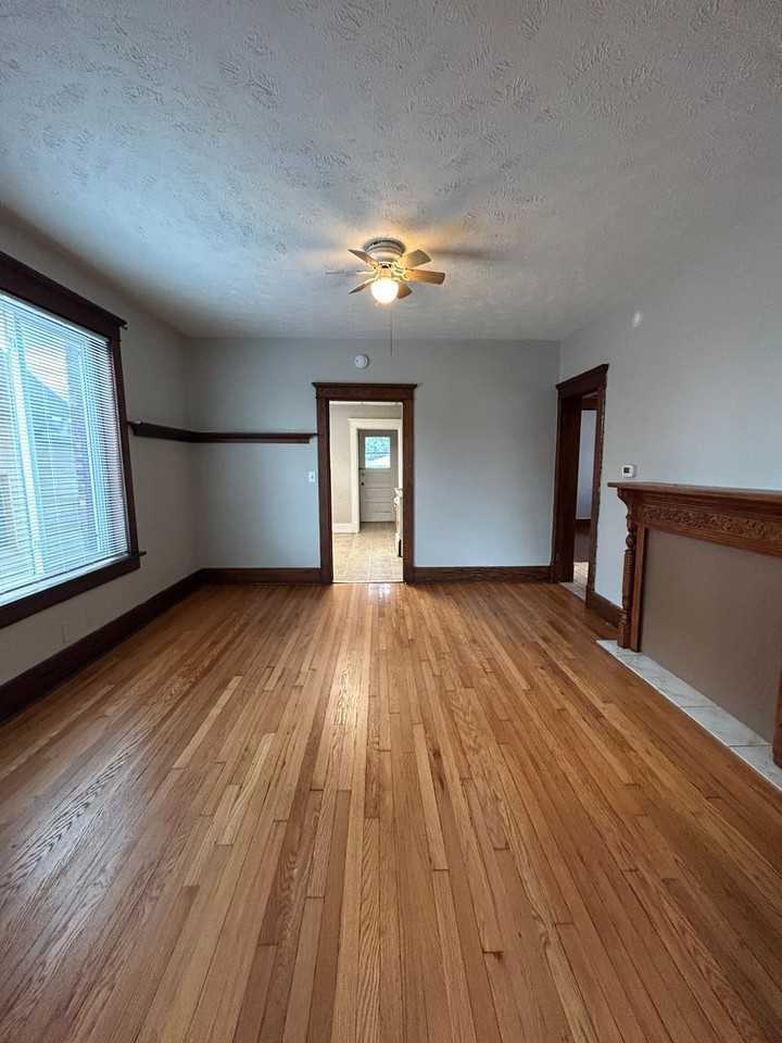 2419 Poppleton Ave - Photo 6 of 22