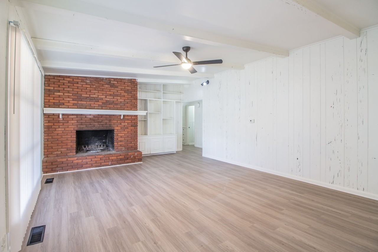 2510 56th St - Photo 7 of 22